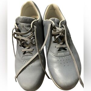SAS women’s size‎ 10.5 wide Freetime walking shoe